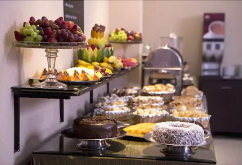 ホテル Santos Dumont