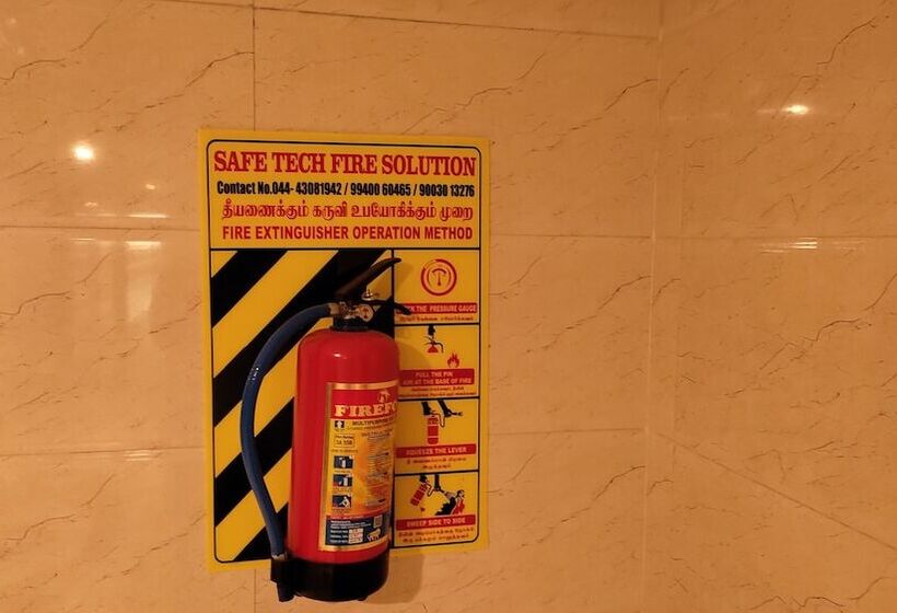 酒店 Sri Maharaja Residency