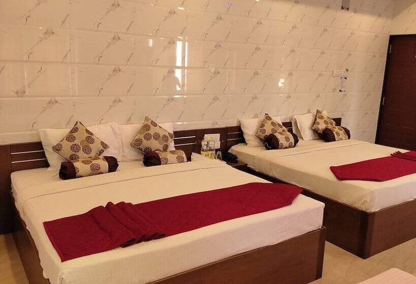 فندق Sri Maharaja Residency