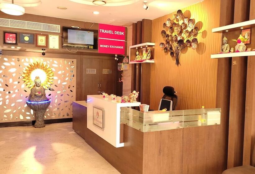 فندق Sri Maharaja Residency