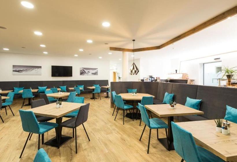 호텔 The Ischgl Lodge