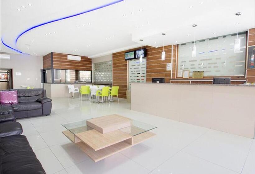 Отель The Union