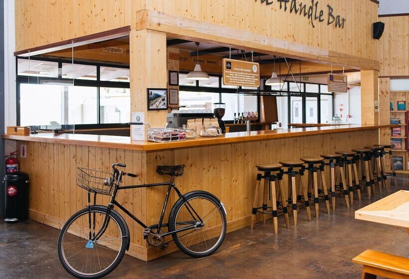 בית מלון כפרי Trail's End