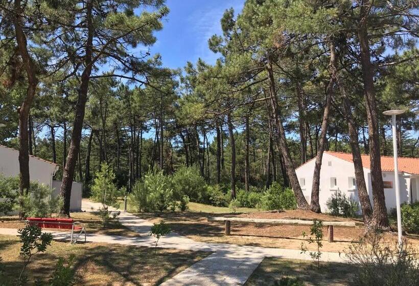 Отель Vent D Eden Park