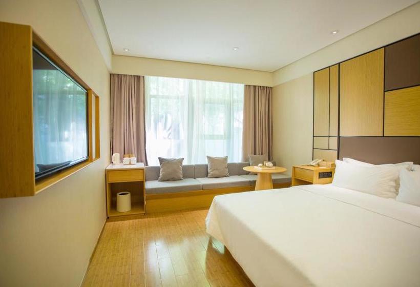 Hotel Ji  Shanghai Wuning Road Metro Station