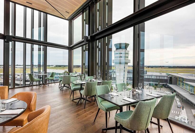 Novotel Christchurch Airport