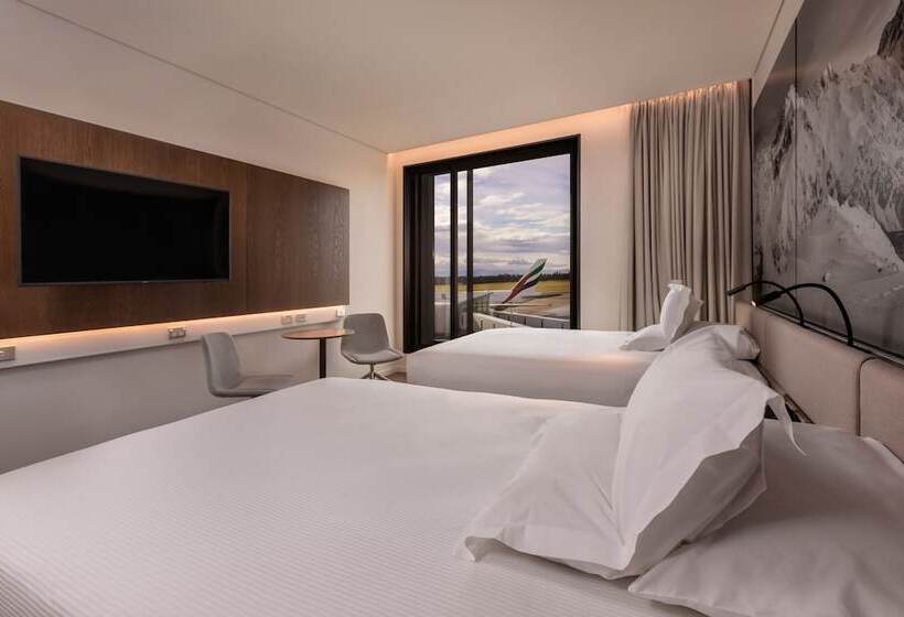 Novotel Christchurch Airport
