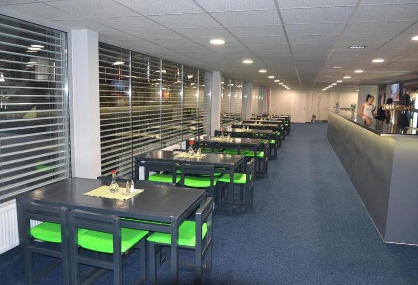 Sporthotel Zimní Stadion Benešov