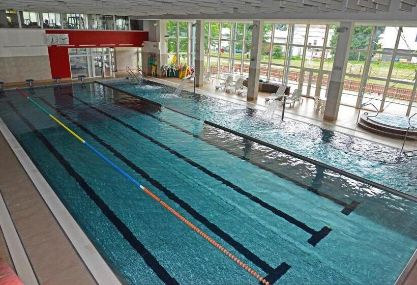 Sporthotel Zimní Stadion Benešov