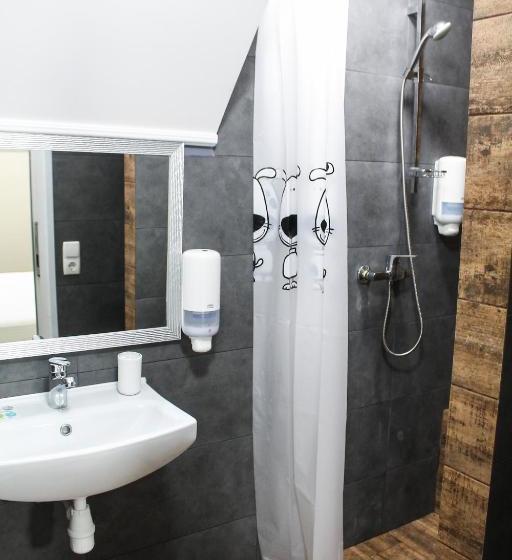 Square Hostel