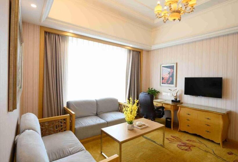 Vienna International Hotel Shanghai Malu Station