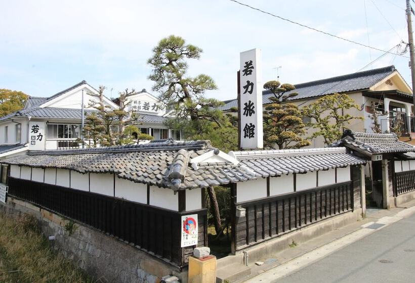 Wakariki Ryokan