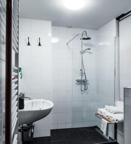 Zala S B&b