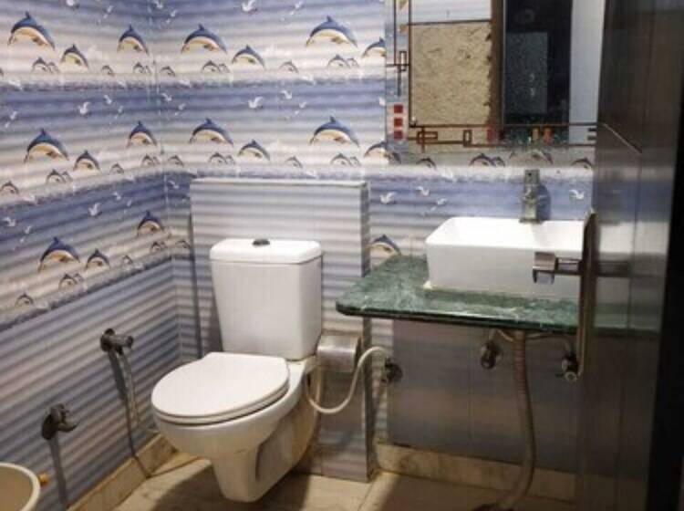 Adb Rooms Hotel You & Me