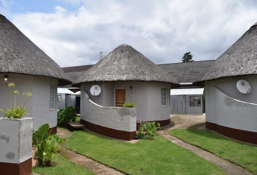 فندق صغير Graskop Family Retreat And Backpackers