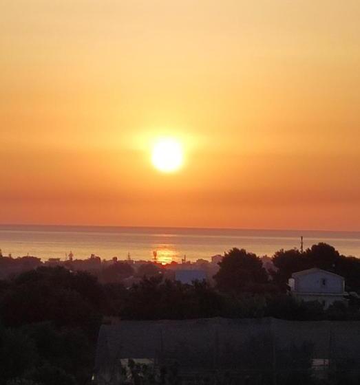 B&b L Uliveto Rooms & Pool