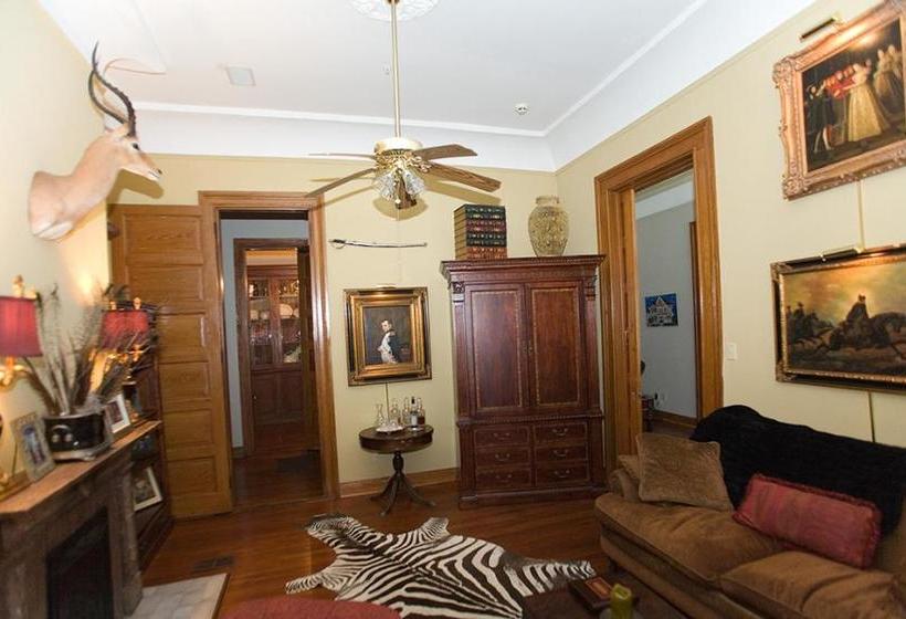 مبيت وإفطار 1896 O'malley House