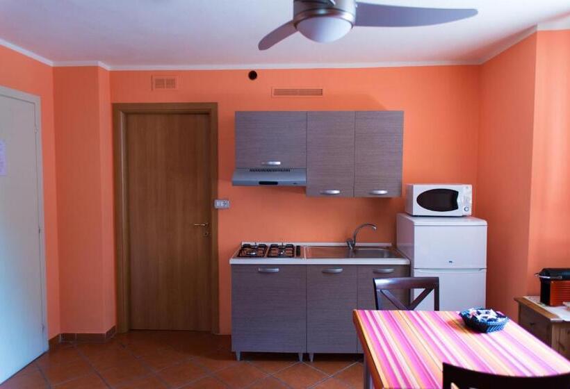 تختخواب و صبحانه Al Cardinale Rooms & Studios