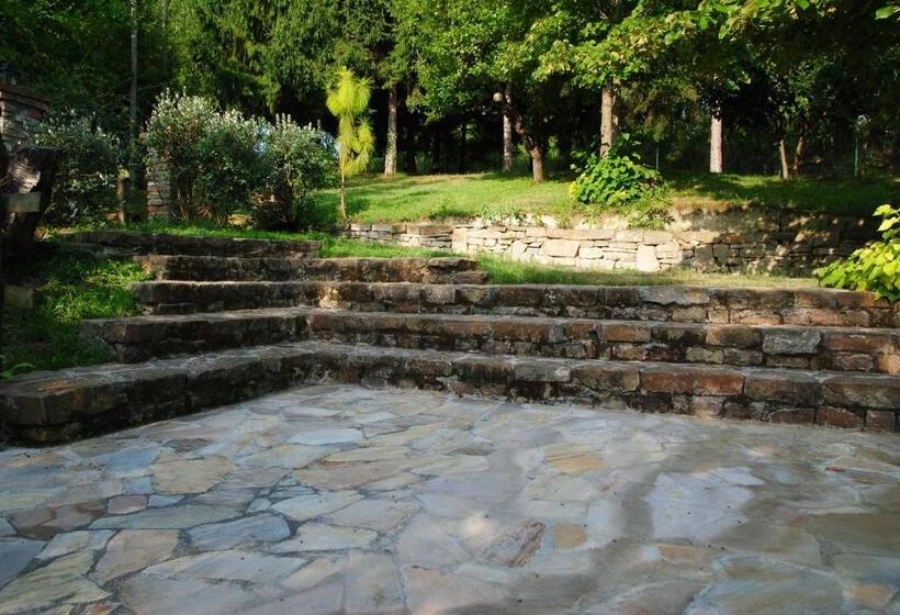 Bed and Breakfast Alle Rive Bed'n'books Apt