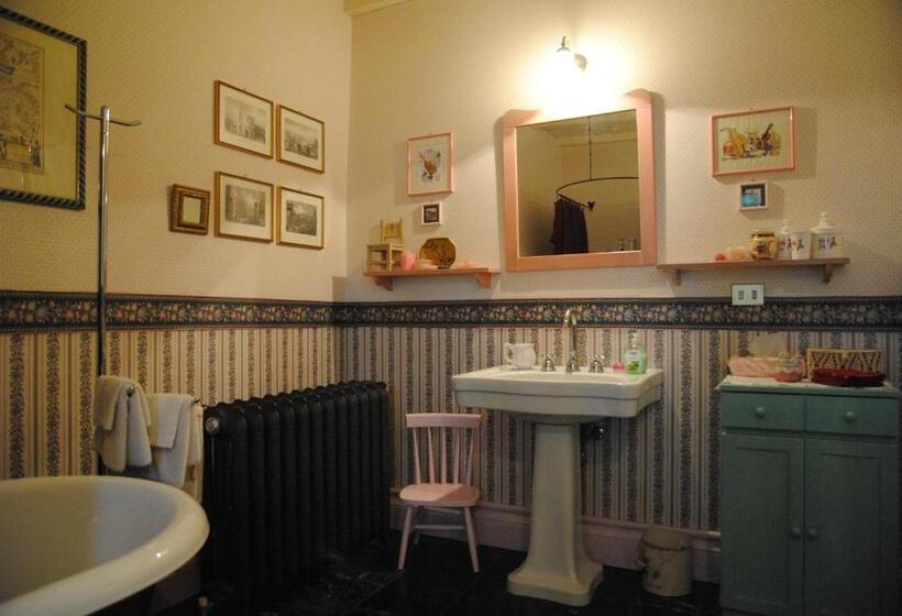 Bed and Breakfast Alle Rive Bed'n'books Apt