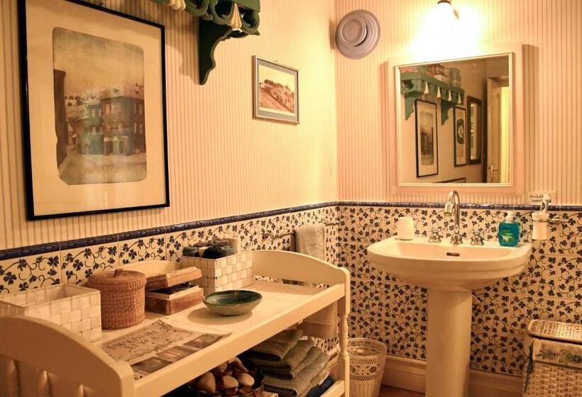 Bed and Breakfast Alle Rive Bed'n'books Apt