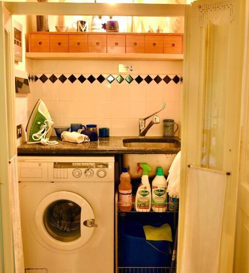 Bed and Breakfast Alle Rive Bed'n'books Apt