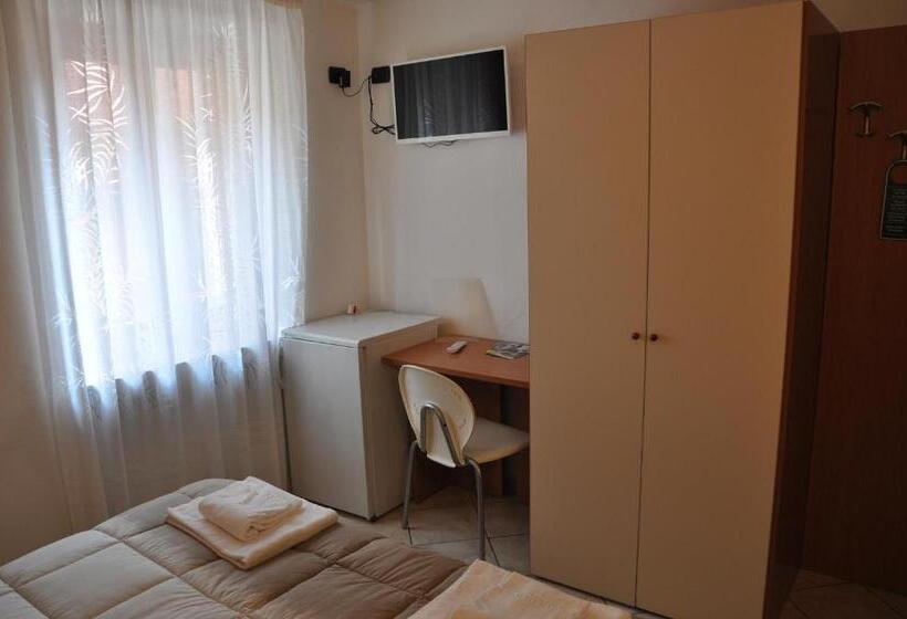 住宿加早餐  Borgo Piccolo