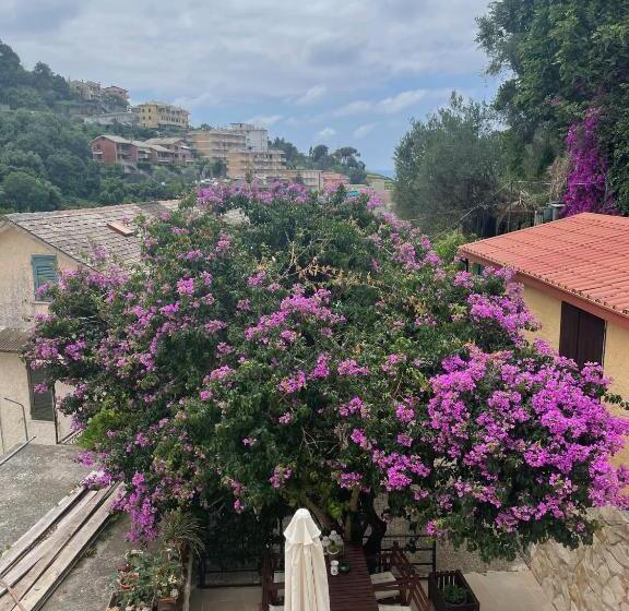 تختخواب و صبحانه Ca' Di Bianca