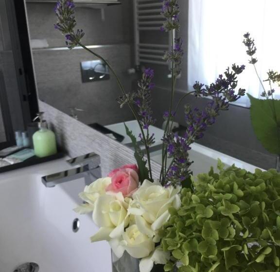 تختخواب و صبحانه Ca' Du Ale