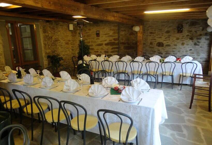 تختخواب و صبحانه Casale L'antico Carro