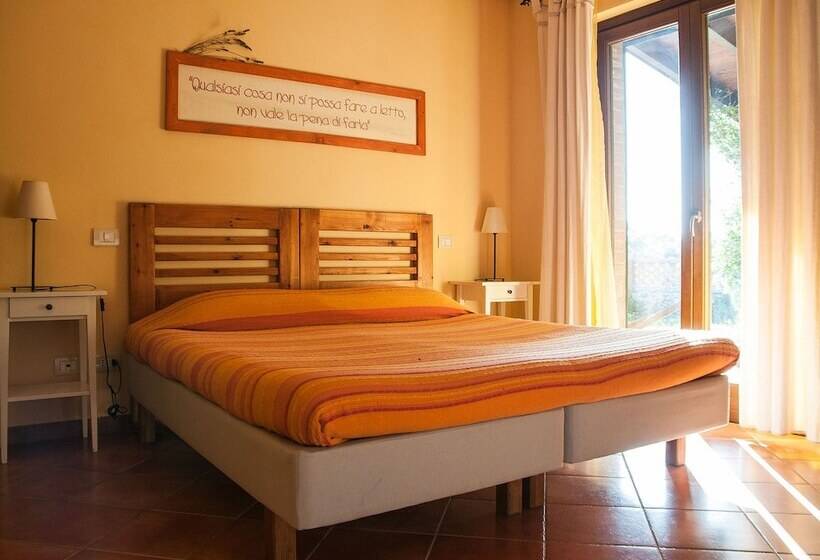 ベッドアンドブレックファースト Casalventodimare E Tramontana