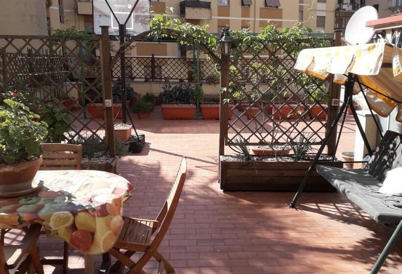 تختخواب و صبحانه Il Giglio D'oro