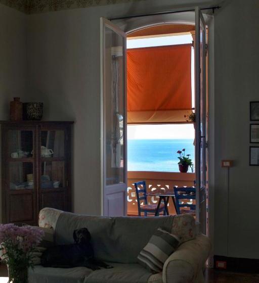 住宿加早餐  L'andirivieni