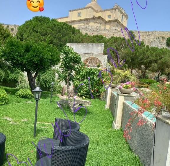 مبيت وإفطار L Antico Borgo