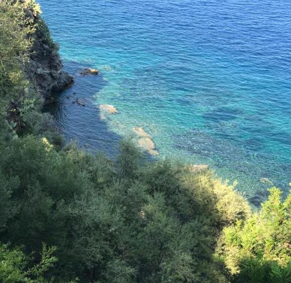 مبيت وإفطار L Antico Borgo