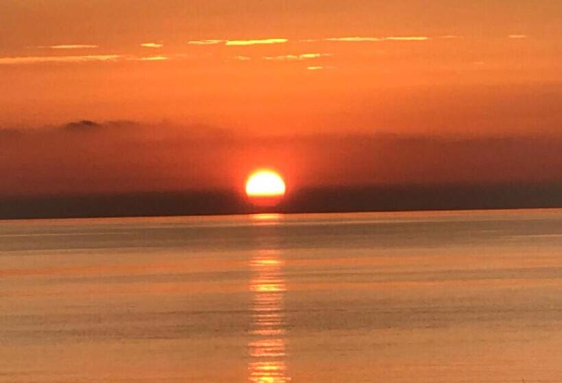 مبيت وإفطار L Antico Borgo