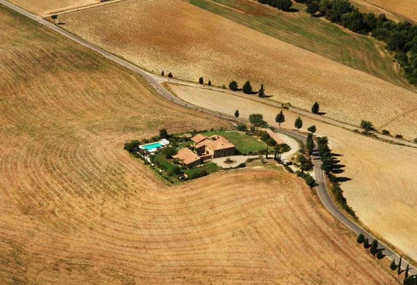 ベッドアンドブレックファースト L Olmo