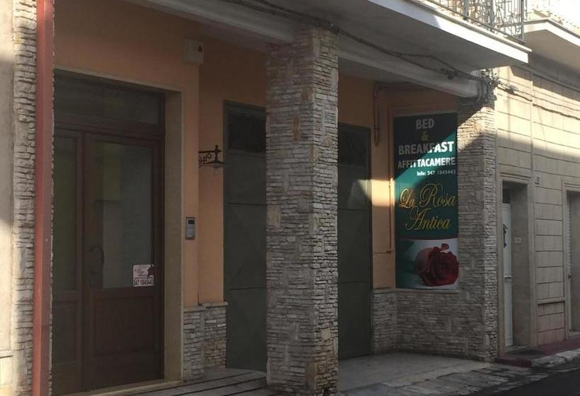 住宿加早餐  La Rosa Antica