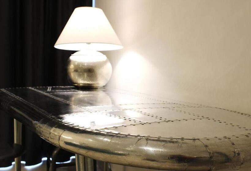 تختخواب و صبحانه L'etoile