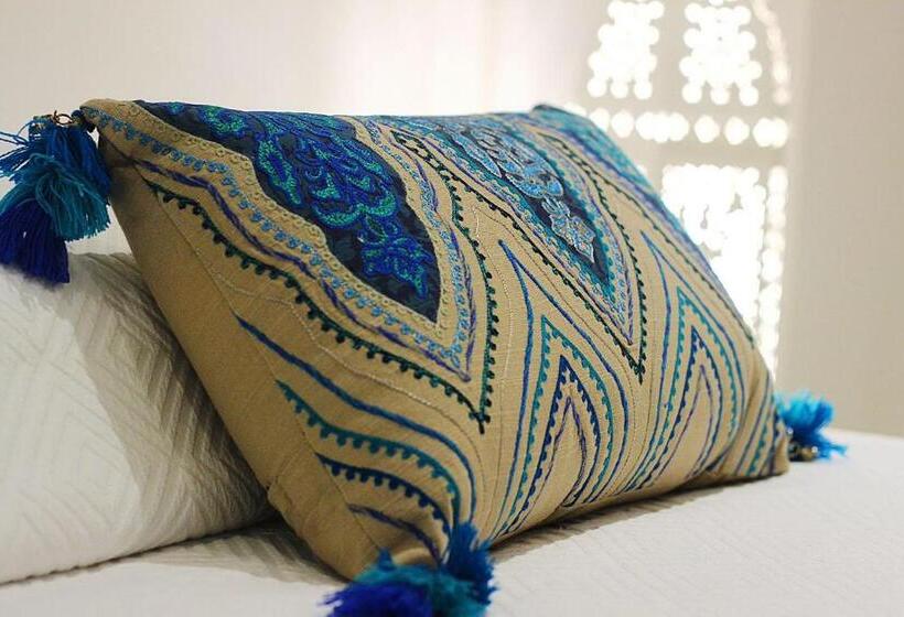 تختخواب و صبحانه L'etoile