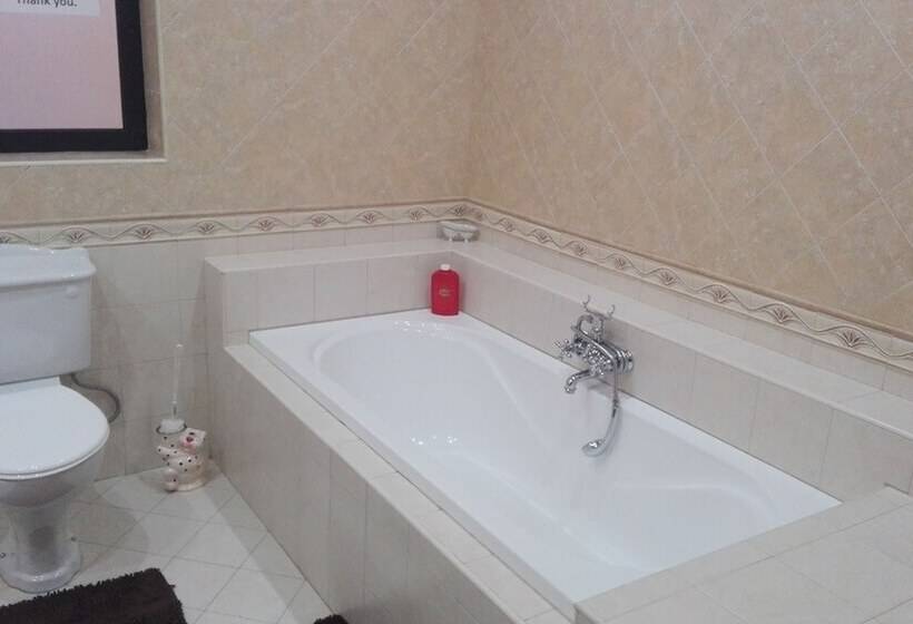 تختخواب و صبحانه Luxury Room In The South Of Malta