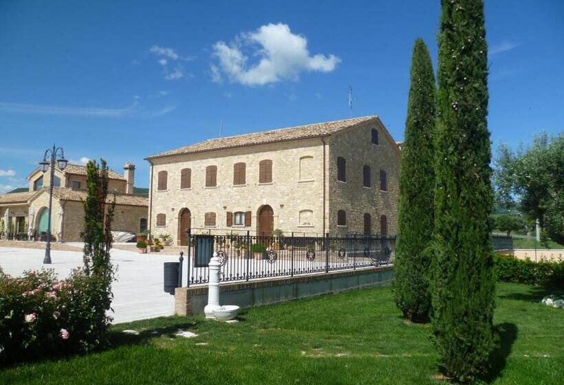 تختخواب و صبحانه Postiglione Country House