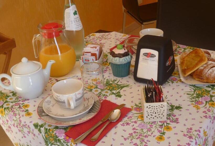 تختخواب و صبحانه Postiglione Country House