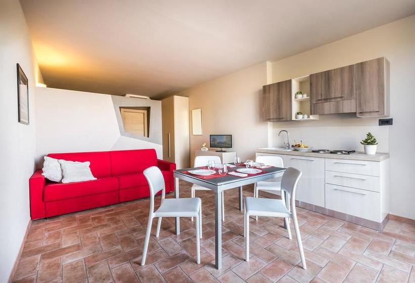 مبيت وإفطار Villa Gremì   Castiglione Falletto