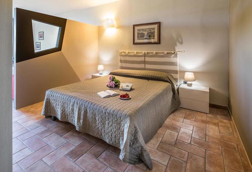 مبيت وإفطار Villa Gremì   Castiglione Falletto