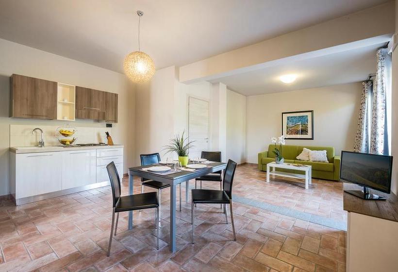 مبيت وإفطار Villa Gremì   Castiglione Falletto