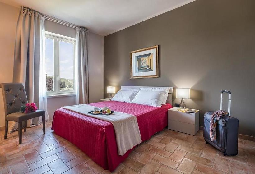 مبيت وإفطار Villa Gremì   Castiglione Falletto