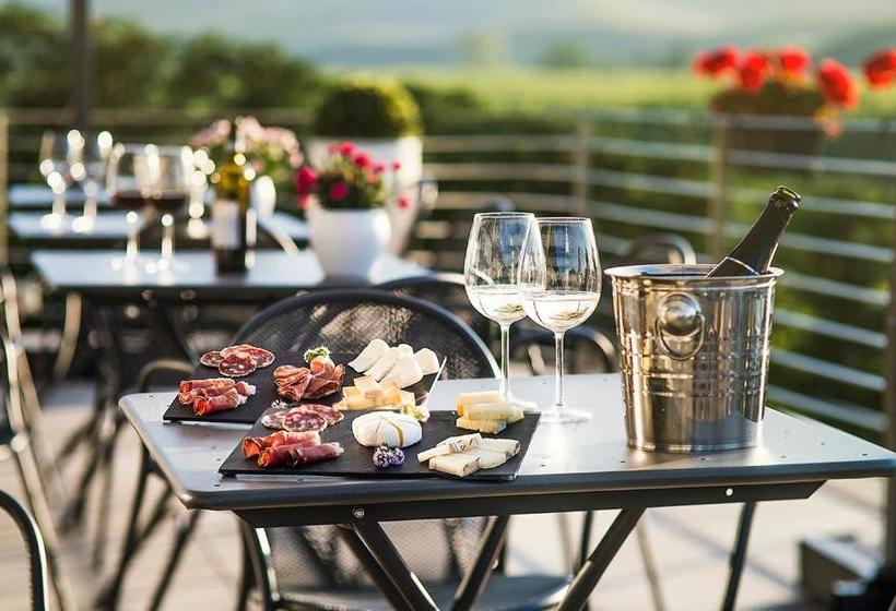 مبيت وإفطار Villa Gremì   Castiglione Falletto