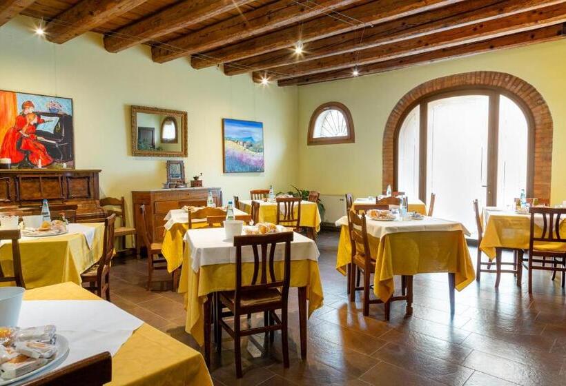 בית מלון כפרי Albergo Ristorante Leon D'oro