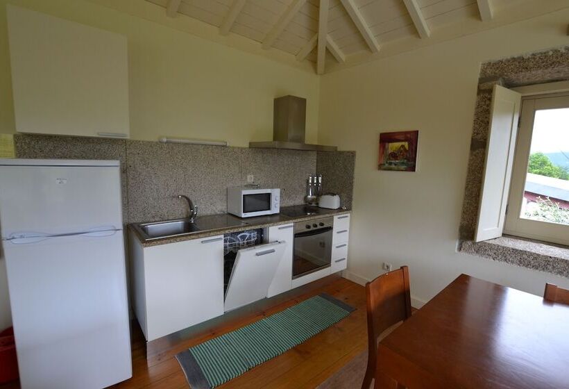 호텔 Aldeia Turística De Louredo